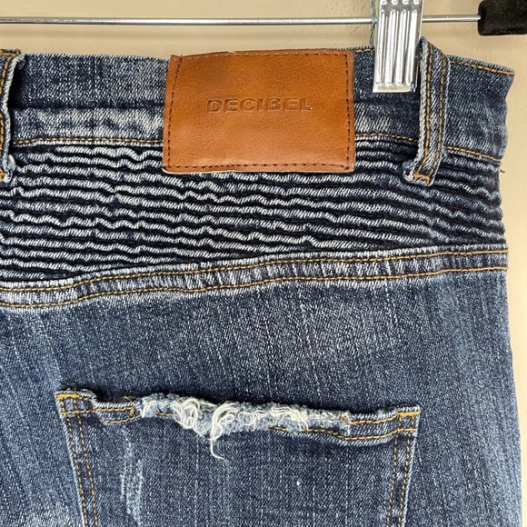 ❄️3/$20 DECIBEL Men's Moto Zip Pocket Skinny Jeans, 38x34 - Picture 7 of 9